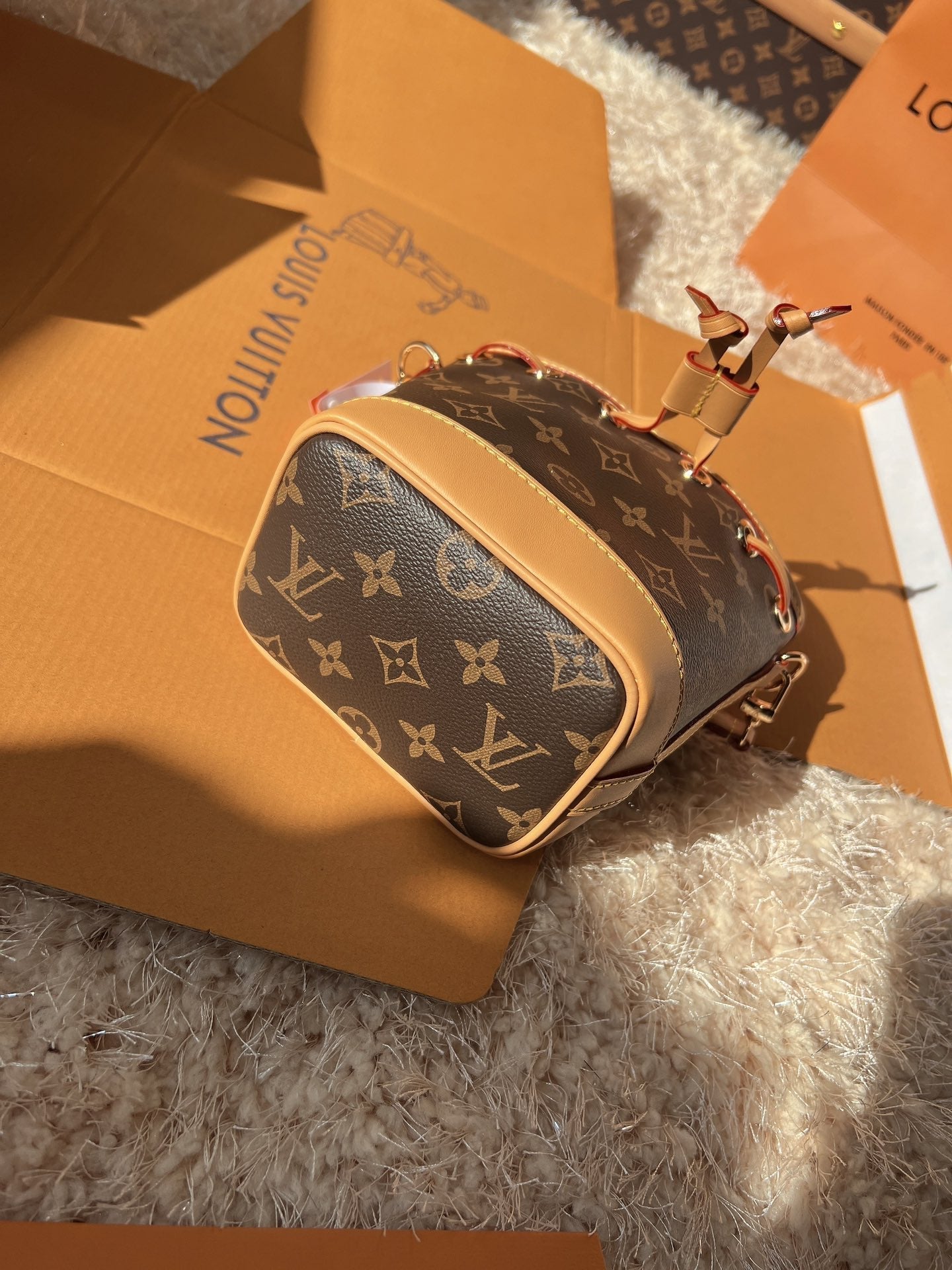 LV Nano Noé Monogram Canvas Mini Bucket Bag (13 x 16 x 10) cm