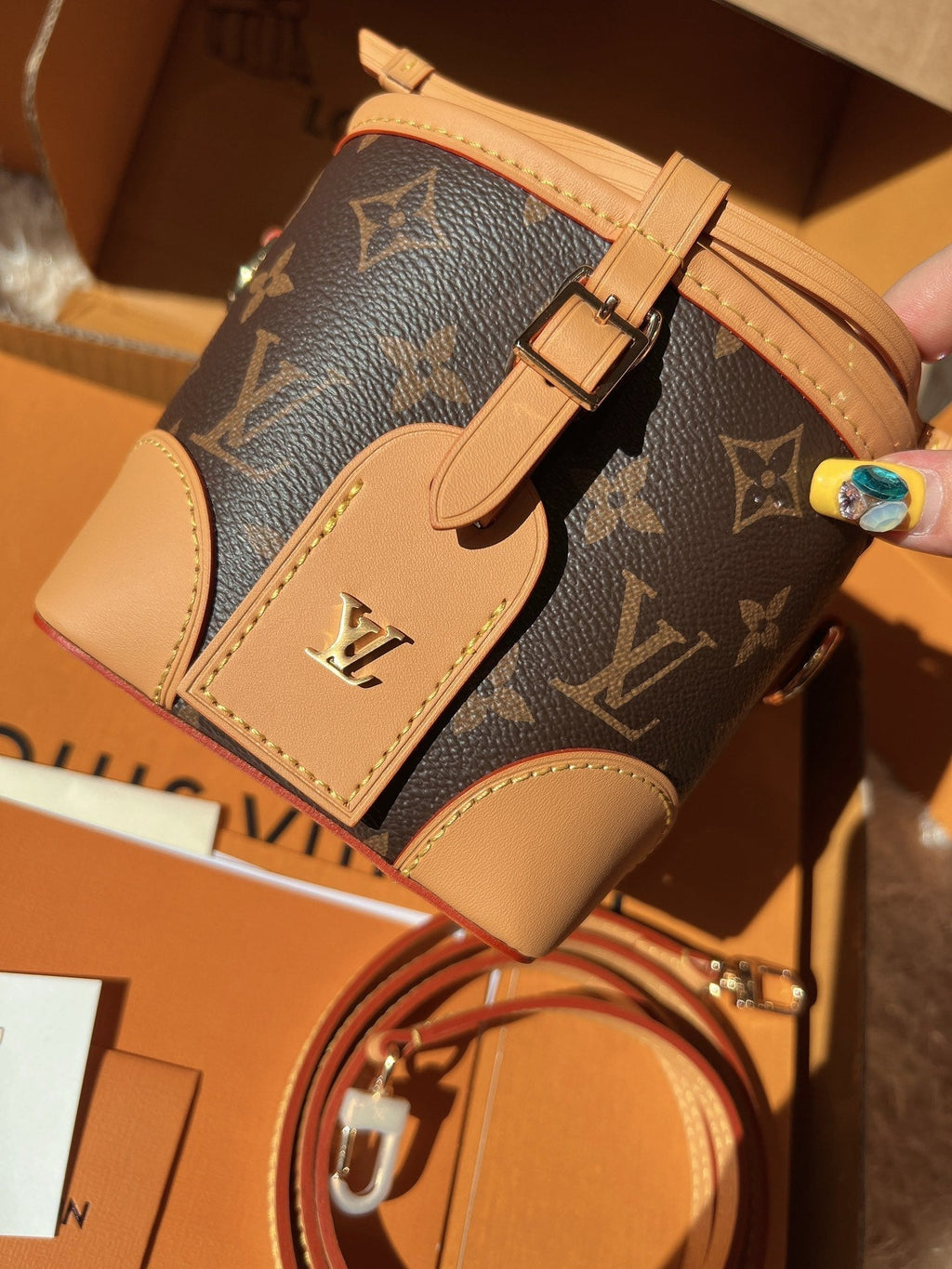 LV Mini Drawstring Bucket  Bags(11.5*12*11.5)cm