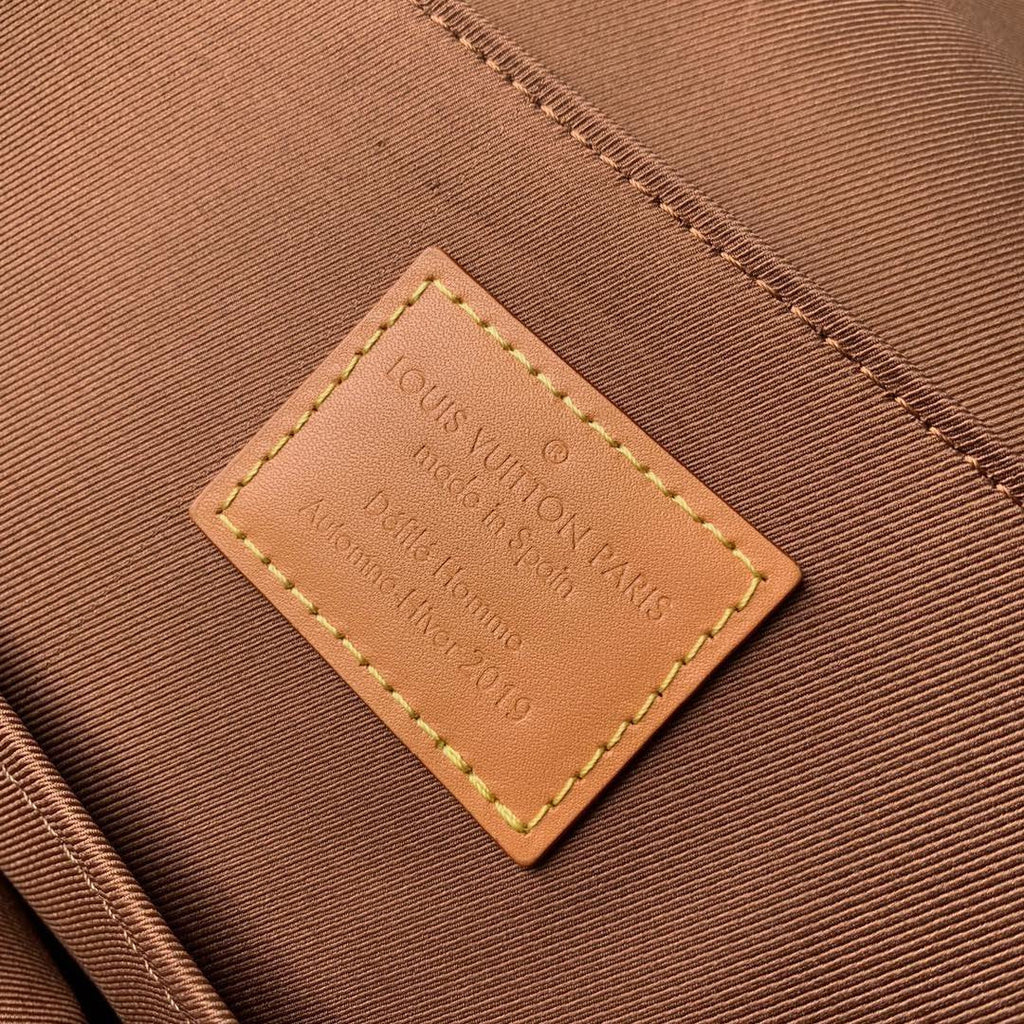 Louis Vuitton Trio Backpack Travel Bag M44658 Gold Chain Monogram LV