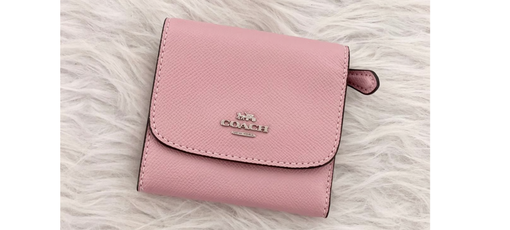 Coach Leather Small Wallet In Pink