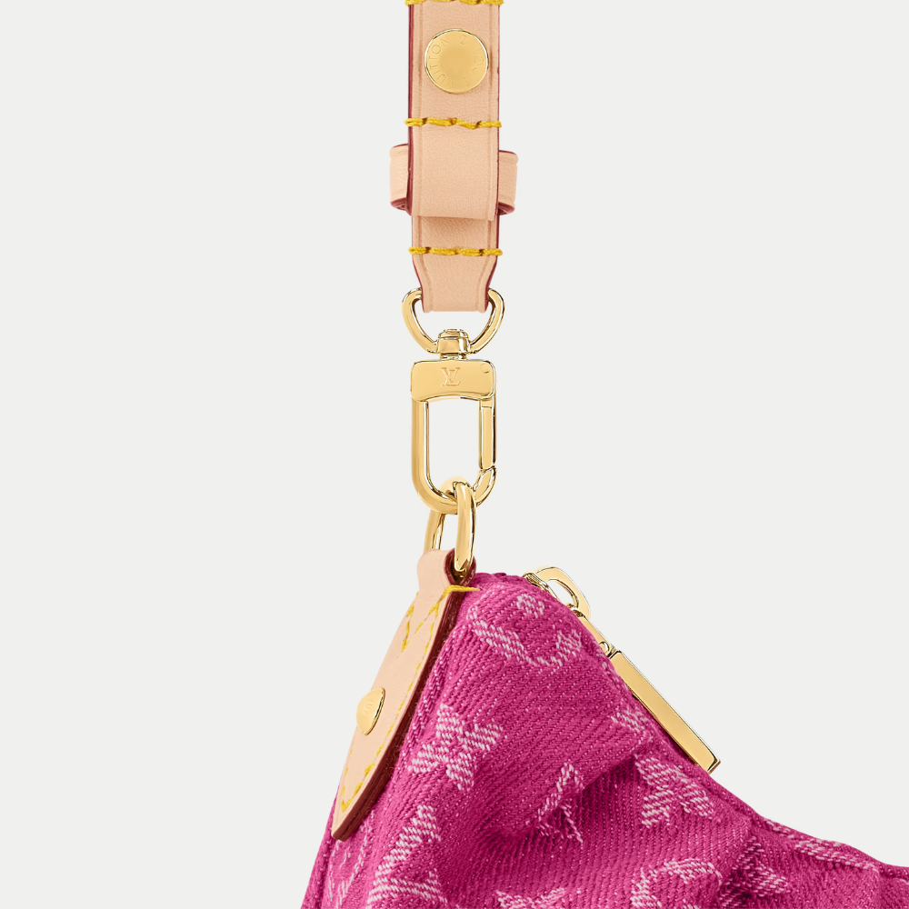 LV Pochette Valley