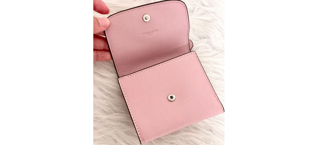 Coach Leather Small Wallet In Pink