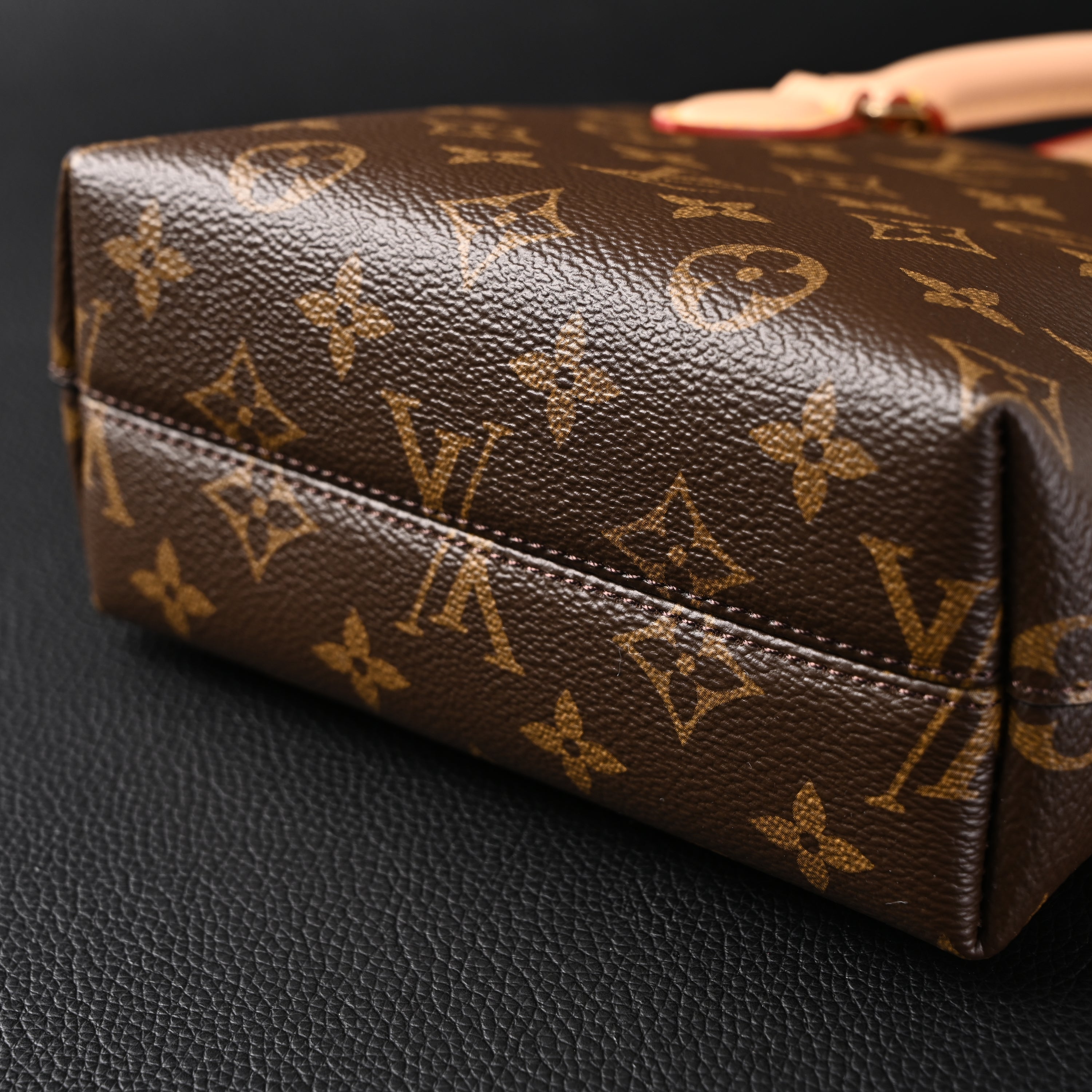 Louis Vuitton Speedy 30 Handbag – Monogram Canvas with Leather Trim