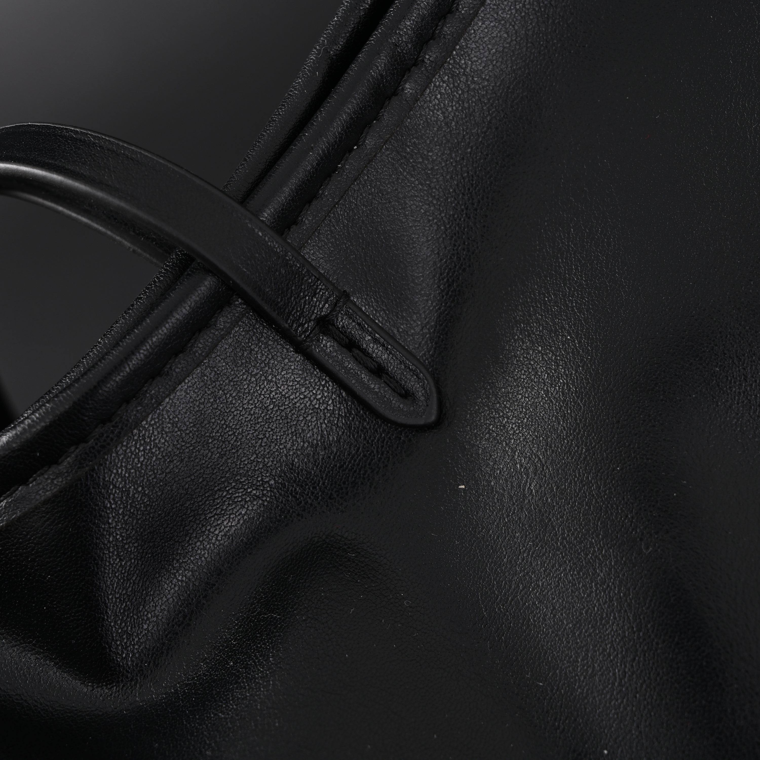 Louis Vuitton Graceful MM Black Monogram Hobo Bag