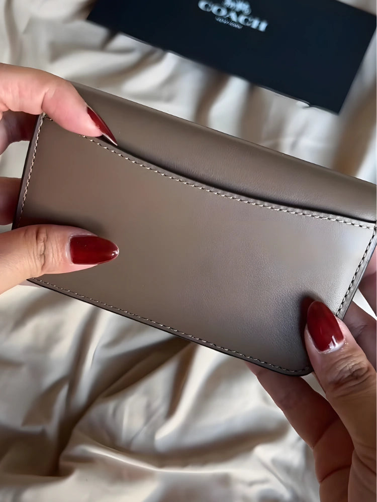 Coach Essential Slim Card Case
