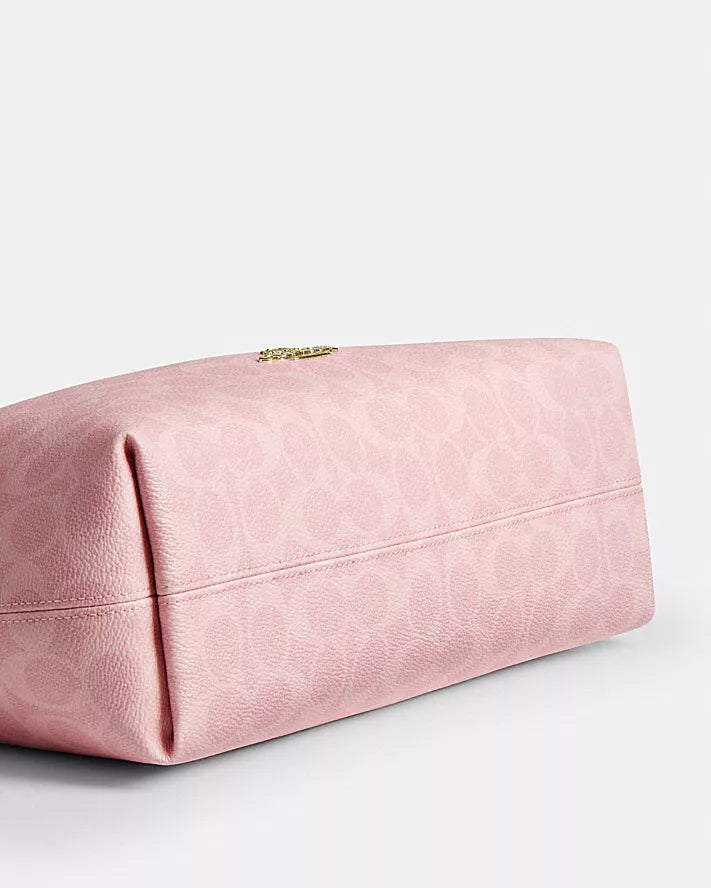 Coach Signature Laurel