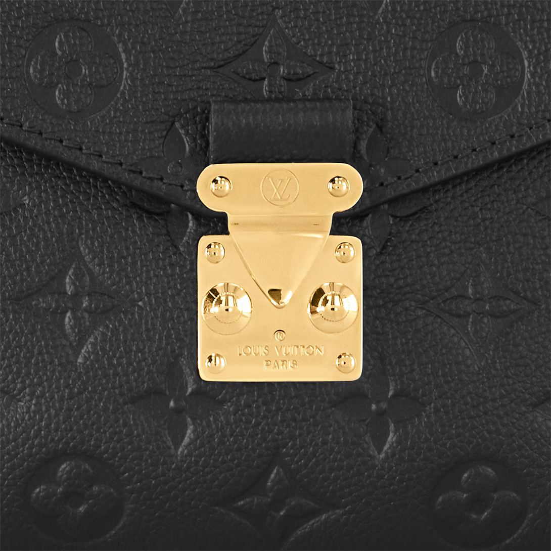 LV Pochette Métis Bag